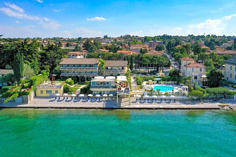 Lido International image