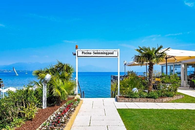 Lido International image