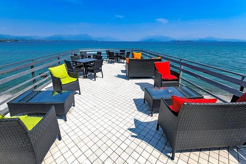 Lido International image