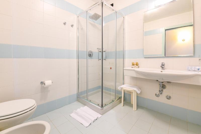 Lido International image