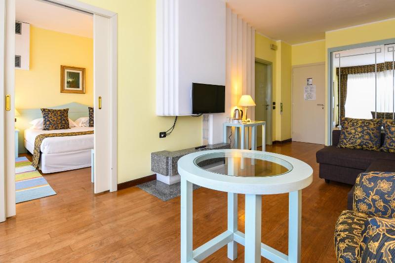 Lido International image