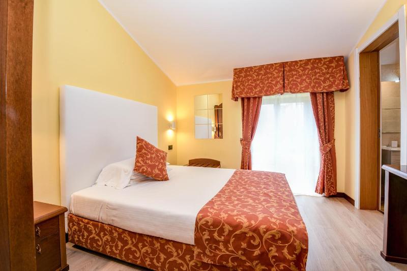 Lido International image