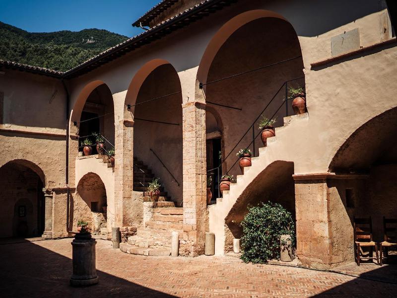 Abbazia San Pietro In Valle image