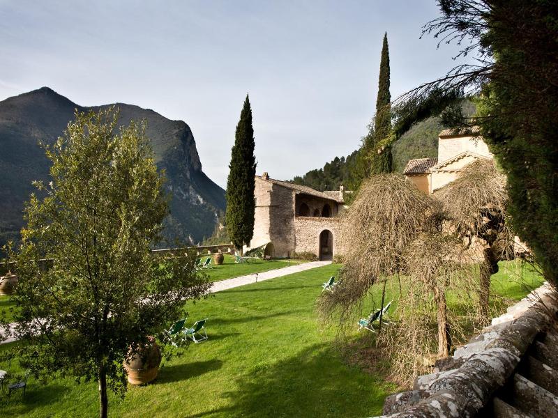 Abbazia San Pietro In Valle image