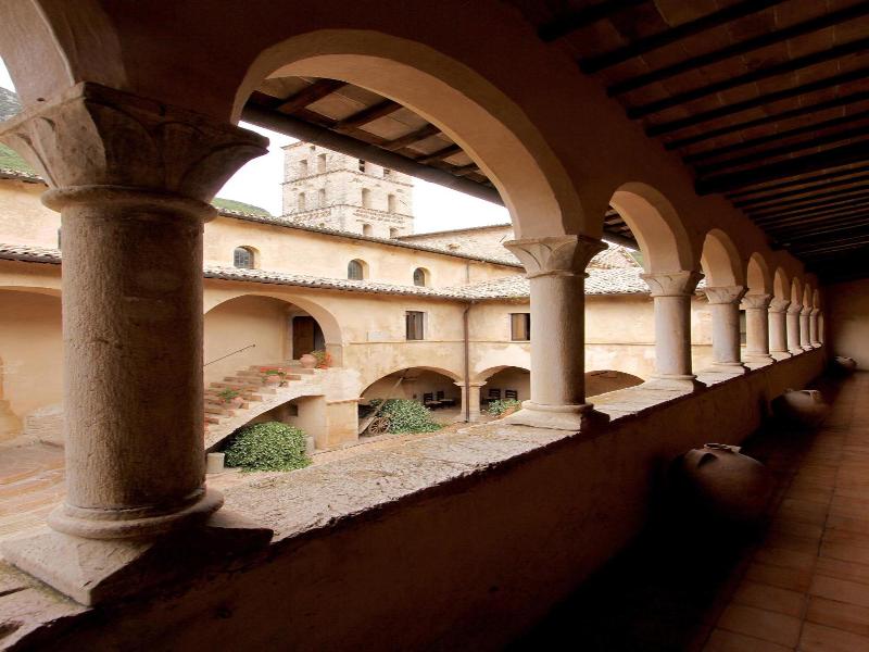 Abbazia San Pietro In Valle image
