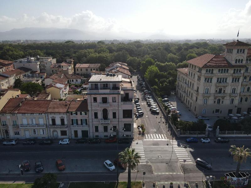 Villa Tina image