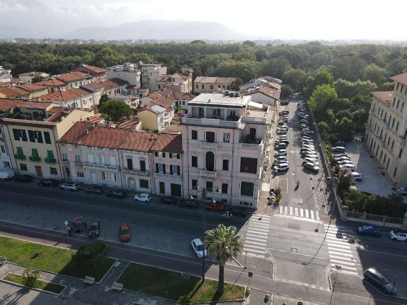 Villa Tina image