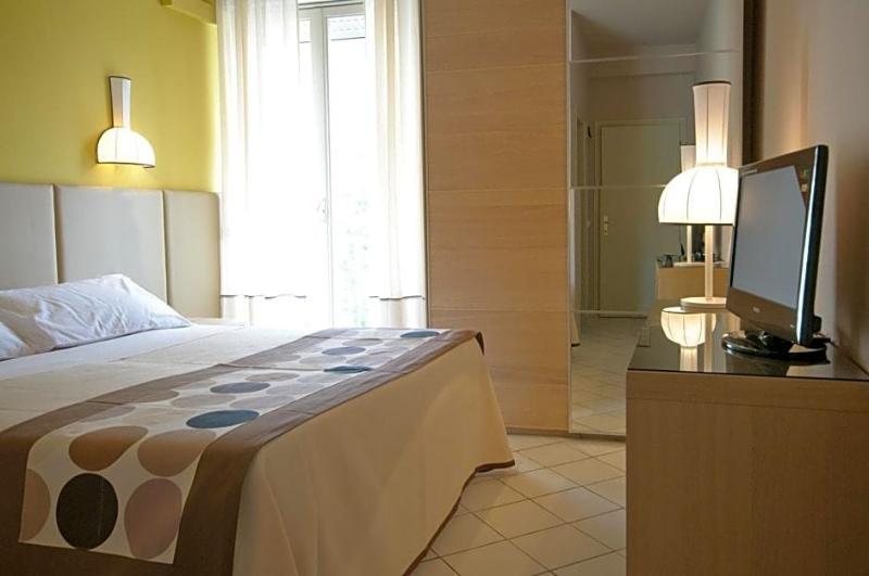Hotel Trionfal image