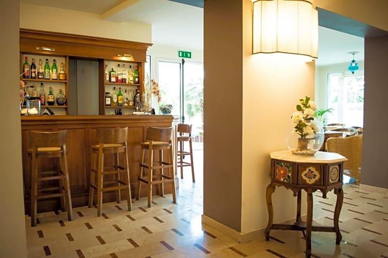 Hotel Trionfal image