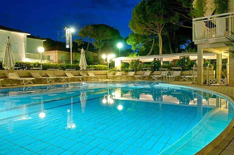 Hotel Trionfal image
