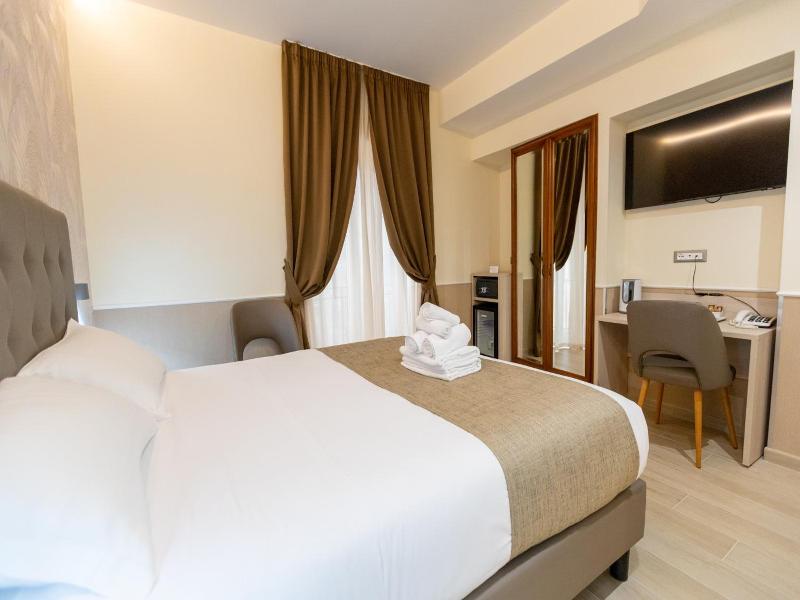 Hotel Maximus image