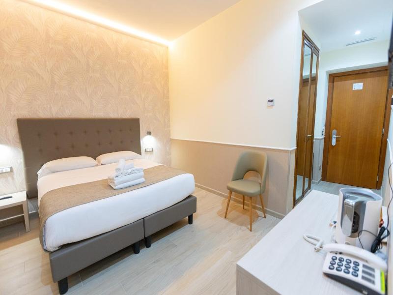 Hotel Maximus image