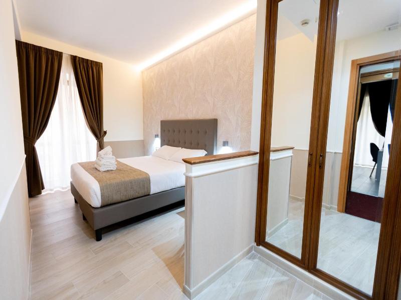 Hotel Maximus image