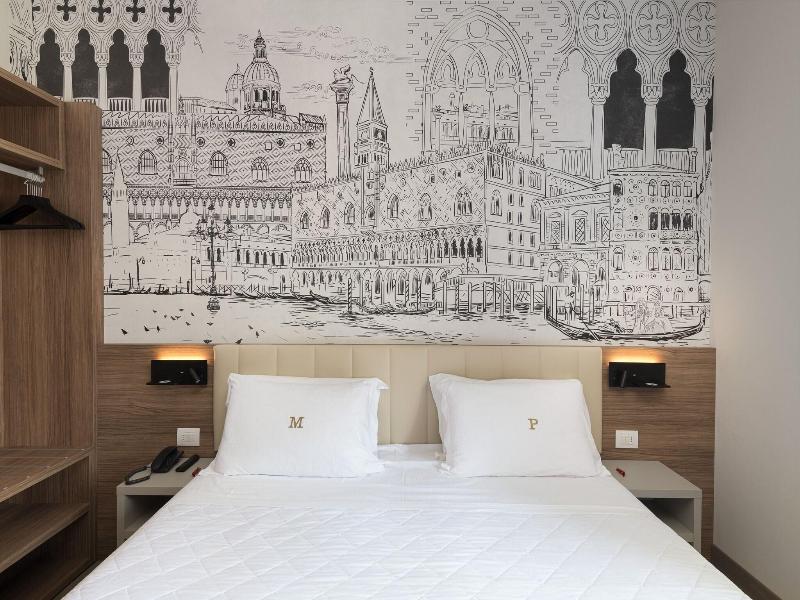 Hotel Marco Polo image