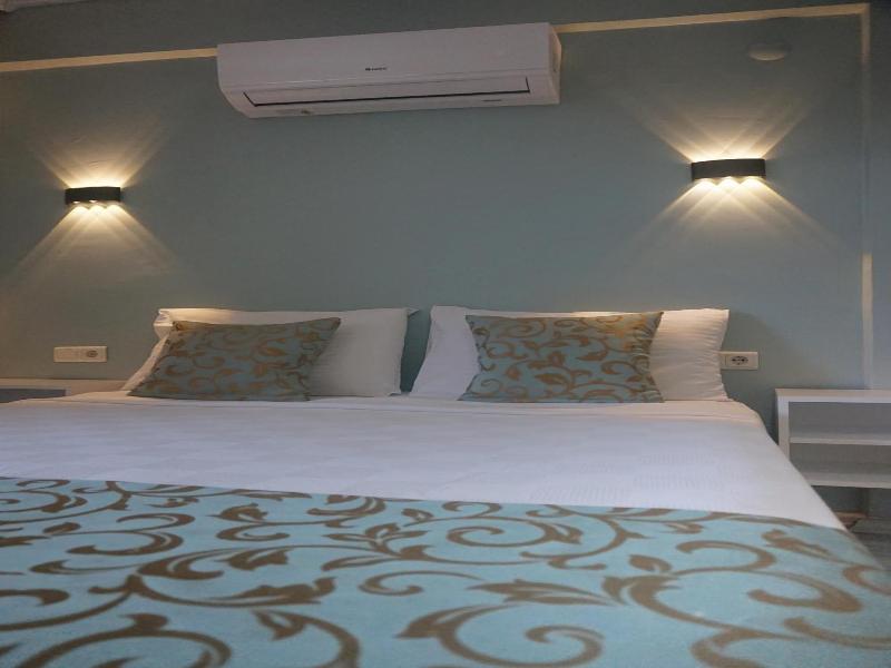 Sezgin Hotel And Guesthouse image
