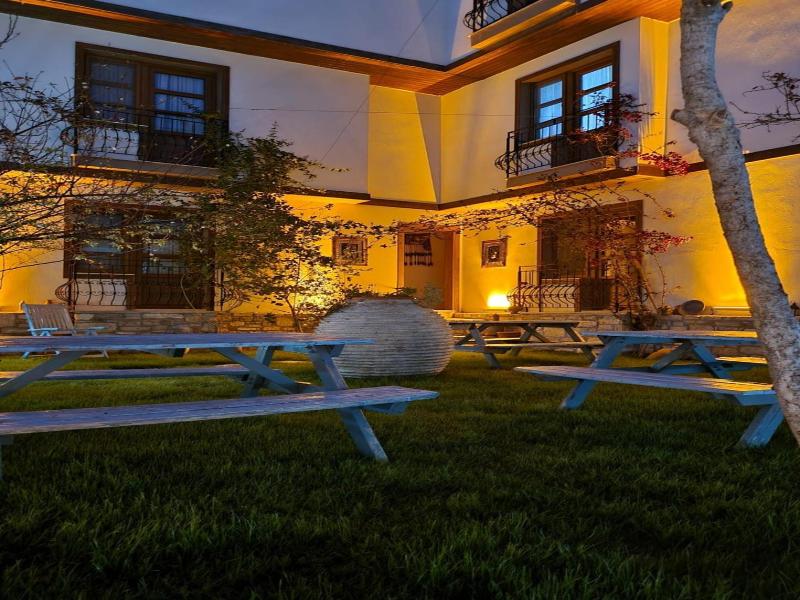 Sezgin Hotel And Guesthouse — general view