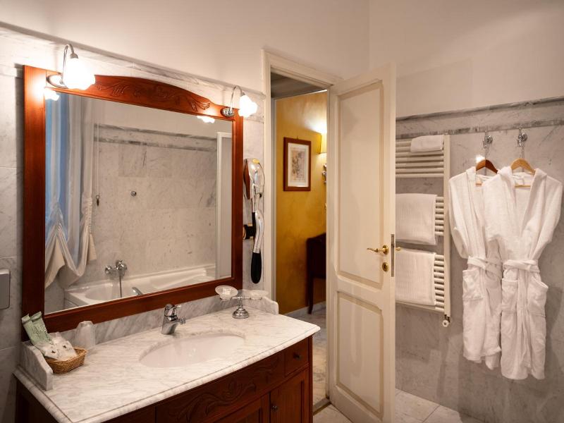Relais Le Felci image