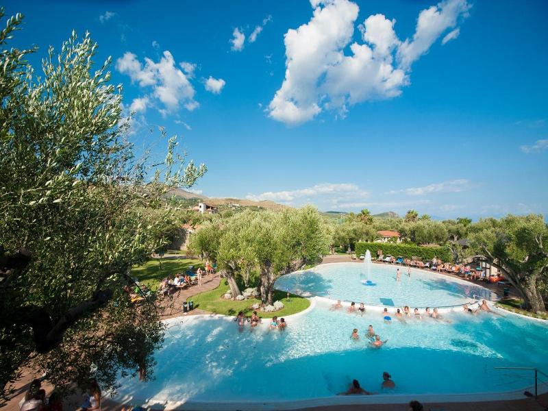 Villaggio Blue Marine image