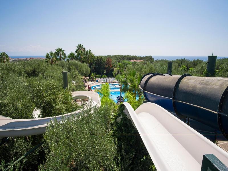 Villaggio Blue Marine image