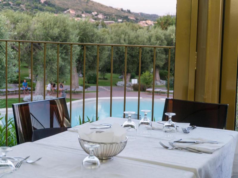 Villaggio Blue Marine image