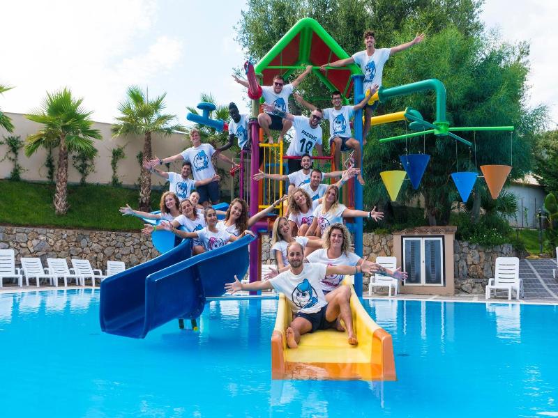 Villaggio Blue Marine image