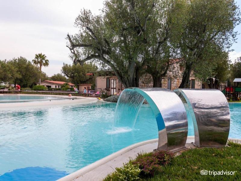 Villaggio Blue Marine image