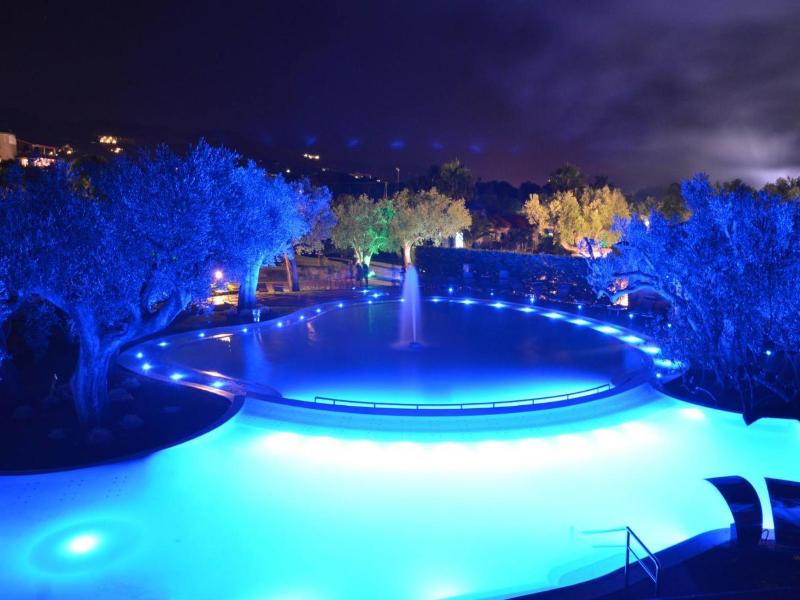 Villaggio Blue Marine image