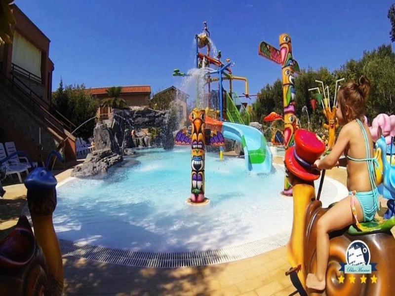 Villaggio Blue Marine image