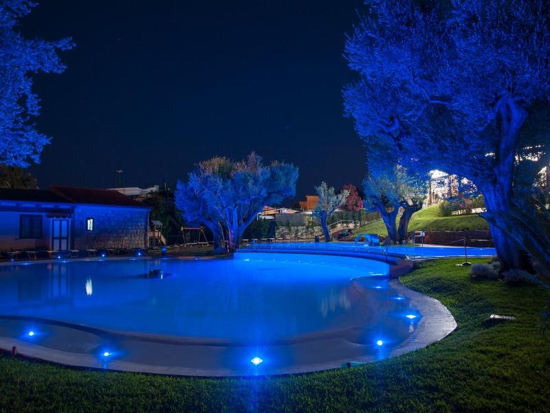 Villaggio Blue Marine image
