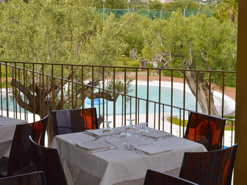 Villaggio Blue Marine image