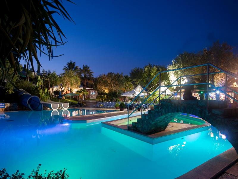 Villaggio Blue Marine image