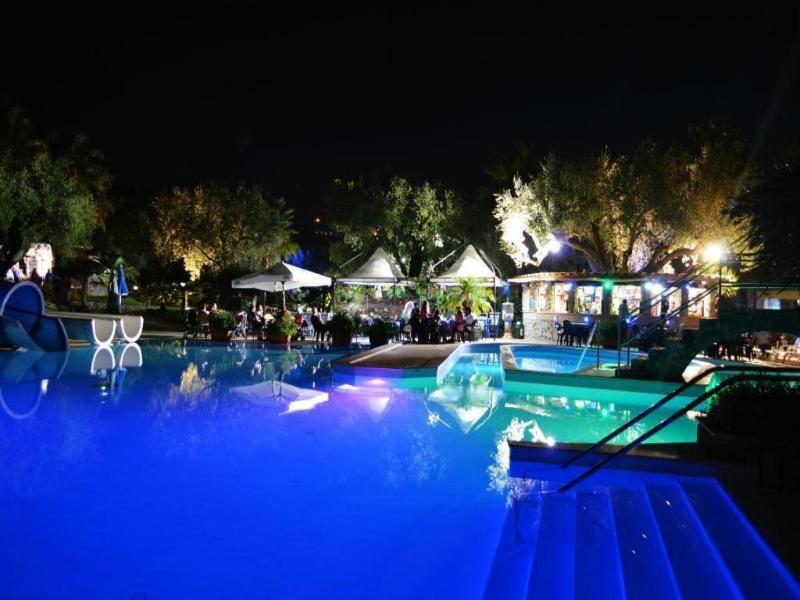 Villaggio Blue Marine image