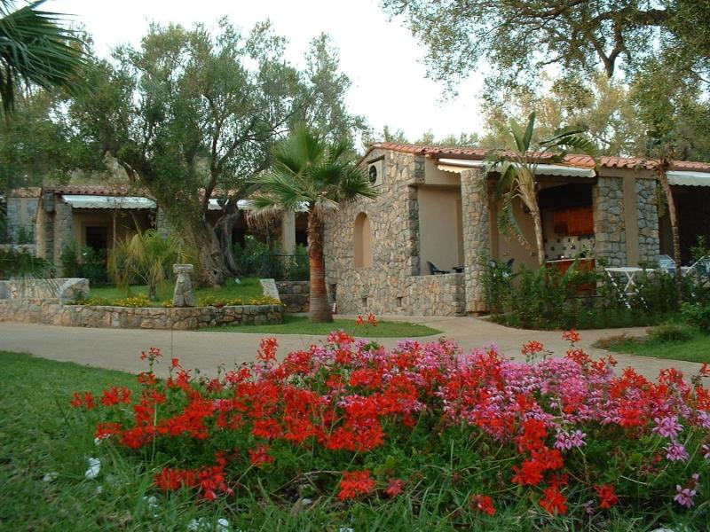 Villaggio Blue Marine image
