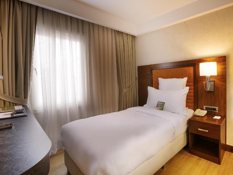 Mercure Istanbul Bakirkoy image