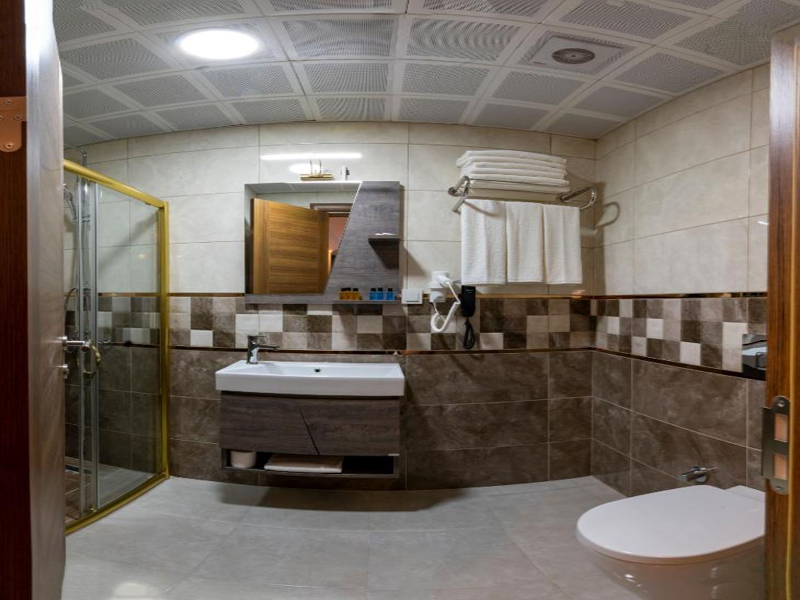 EMIN HOTEL  image