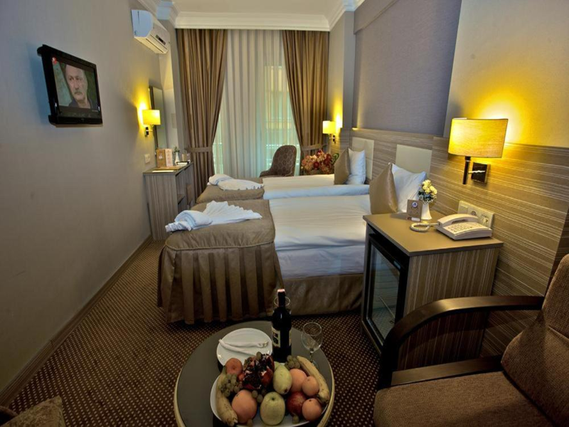 EMIN HOTEL  image