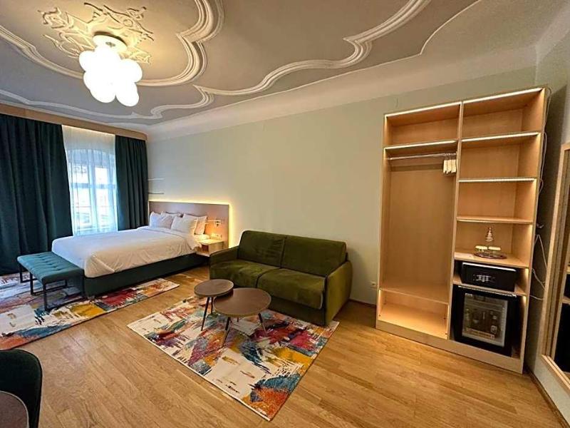 Casa Luxemburg image