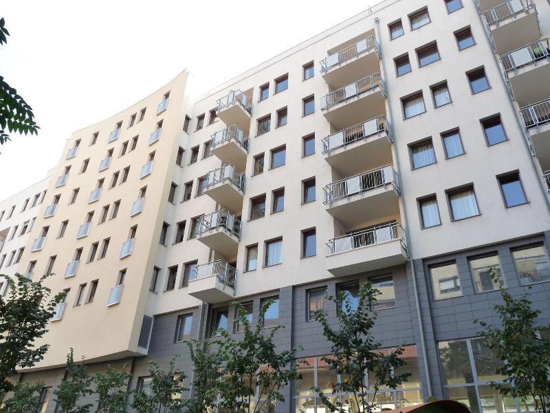 Trendy Deluxe Apartments image