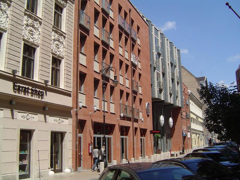 Trendy Deluxe Apartments image