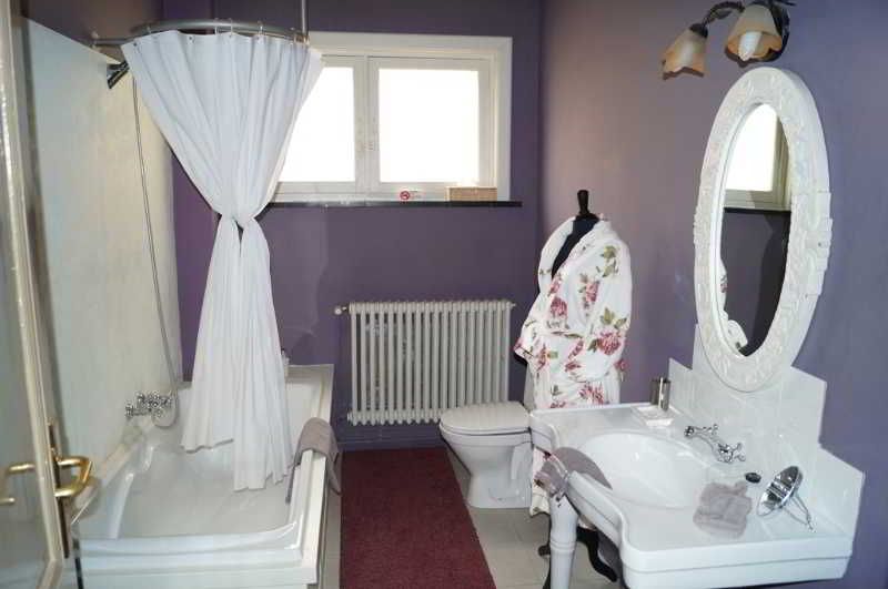 Next Door Bed And Breakfast image