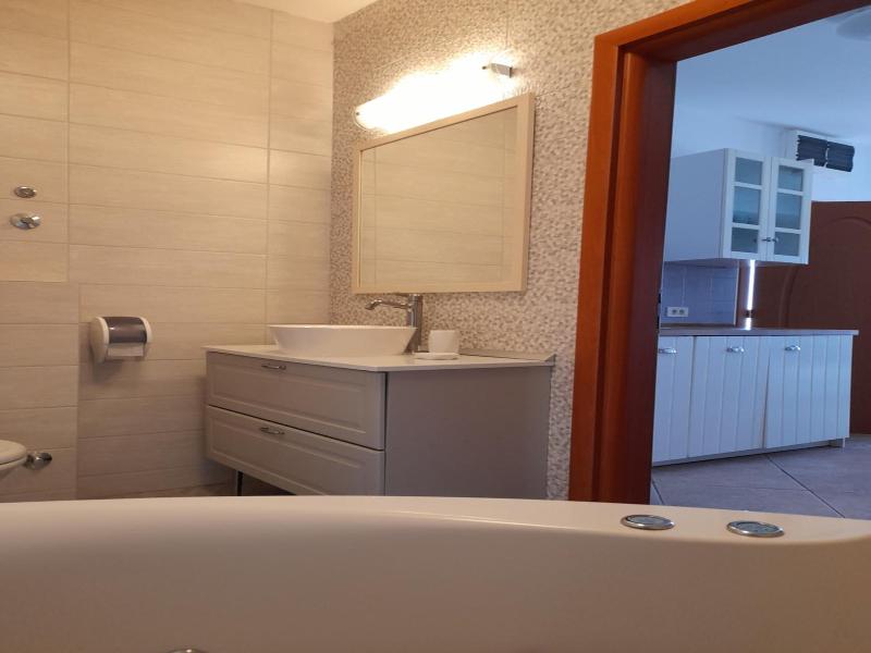 Manora image