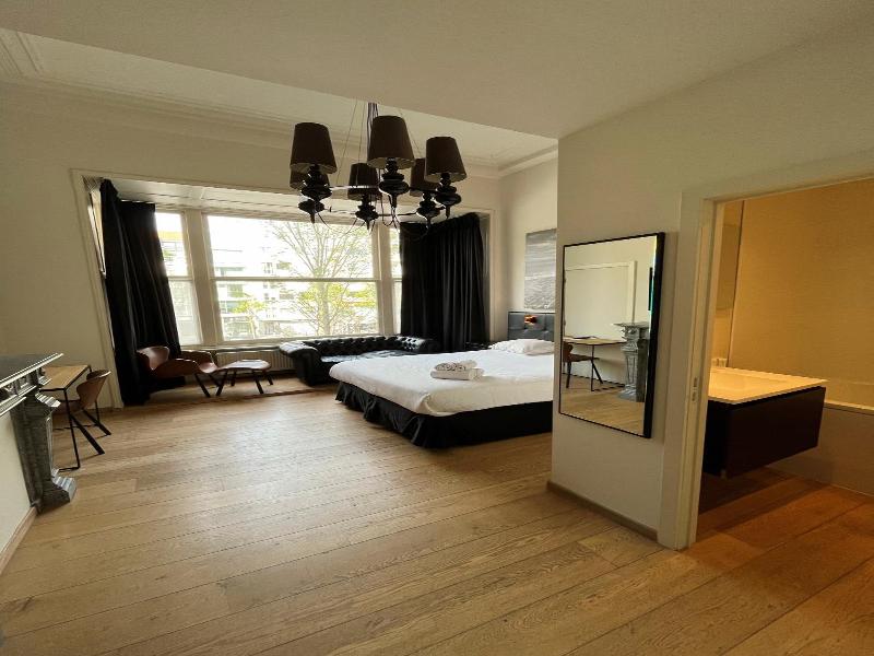 Polaris Hotel image