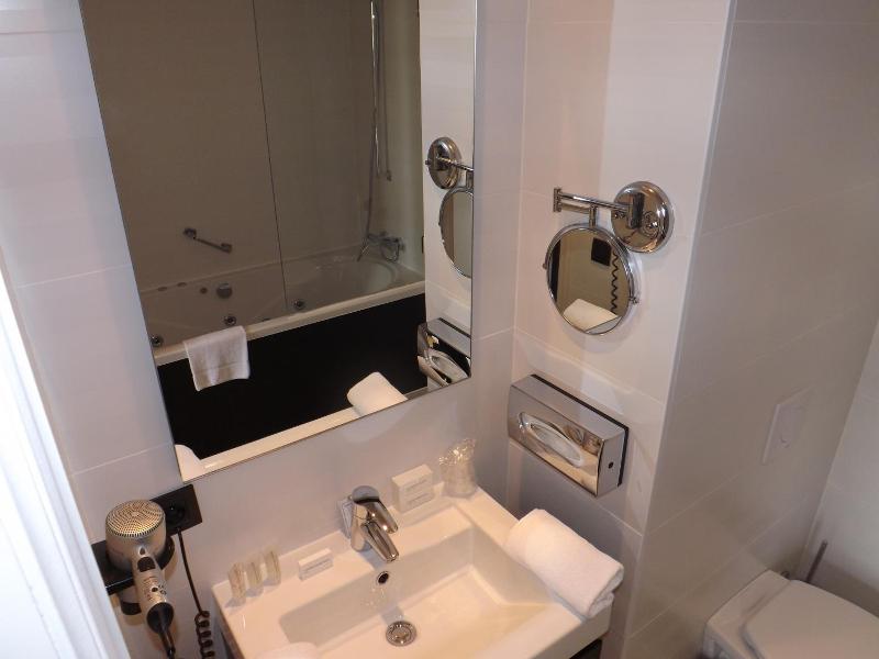 Polaris Hotel image