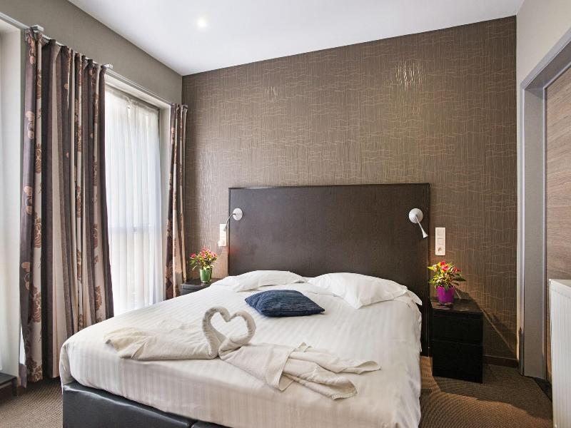Parkhotel image