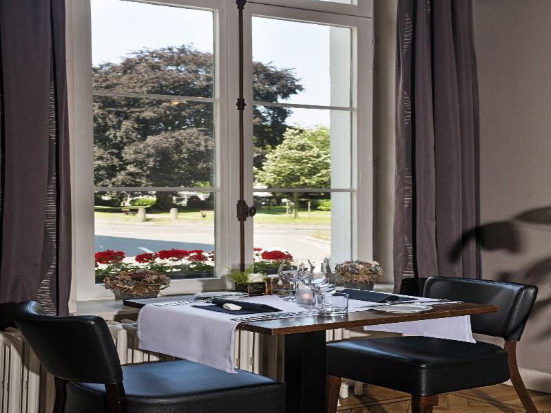 Parkhotel image