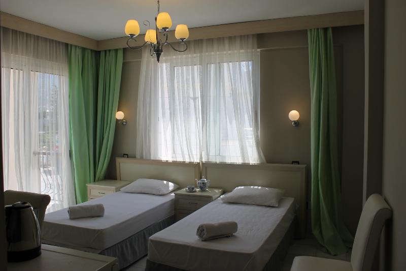 The Prince Inn Hotel&Villas image