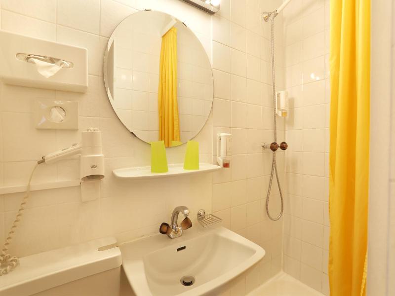 Tor Hotel Geneve image