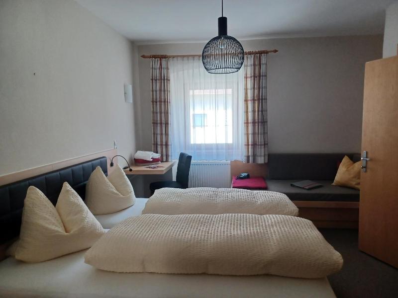 Hotel Gasthof Lowen image