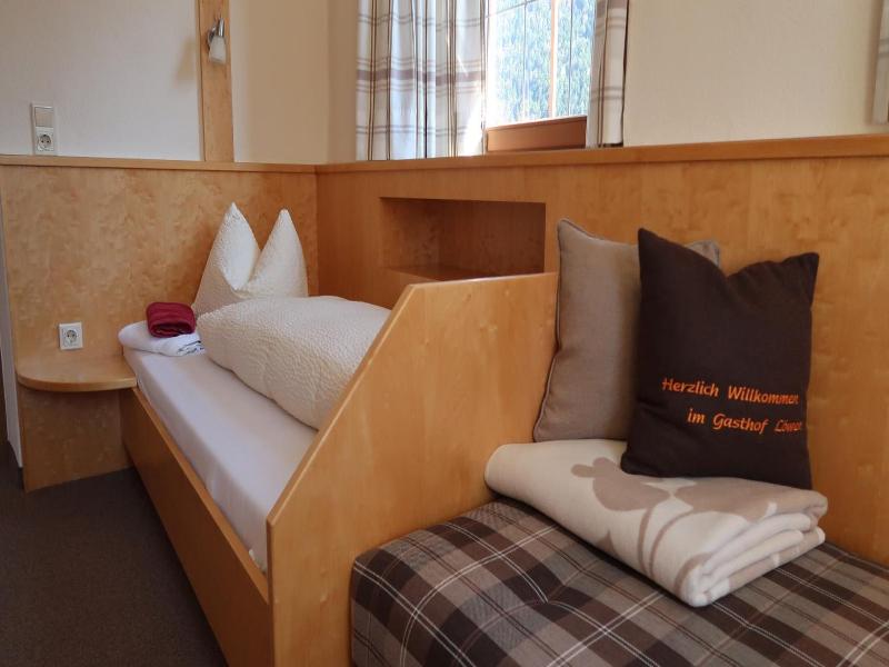 Hotel Gasthof Lowen image