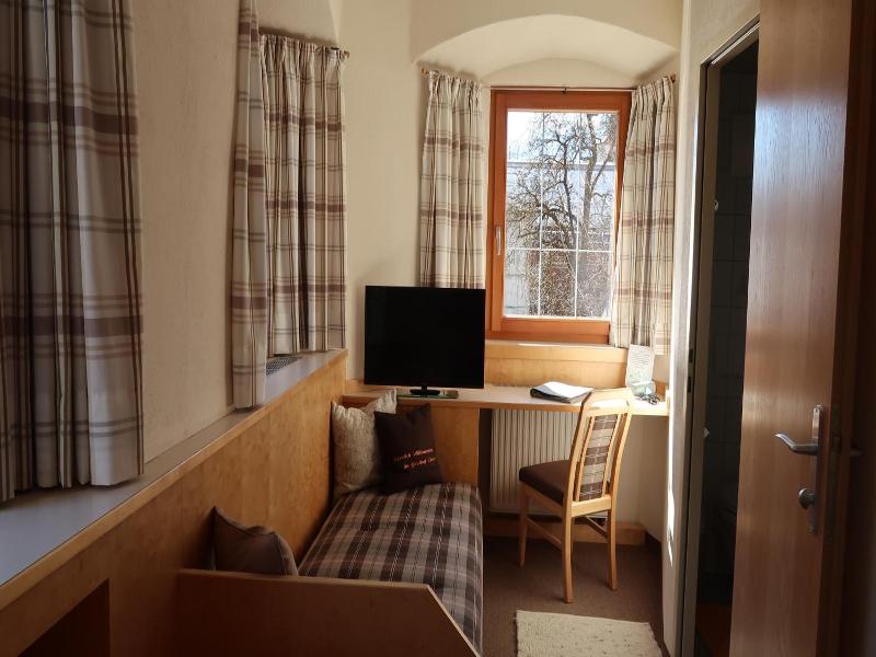 Hotel Gasthof Lowen image